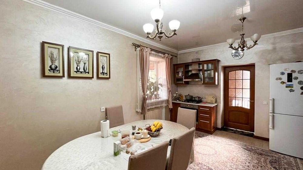 Продам 6комнатный дом Аян Империя