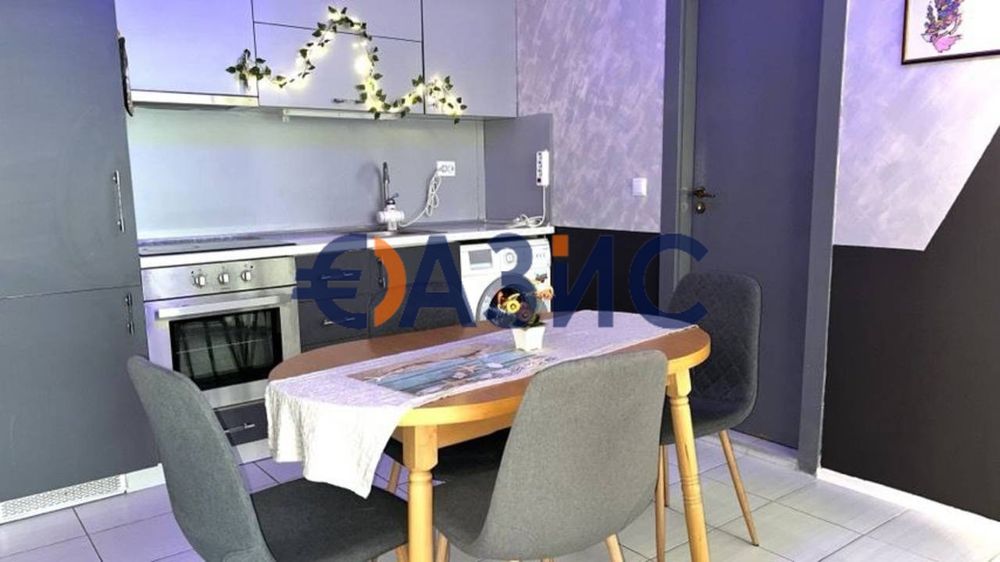 Продава се Тристаен апартамент в к.к. Слънчев бряг - 86 кв.м за 1396 €/кв.м - Снимка #7