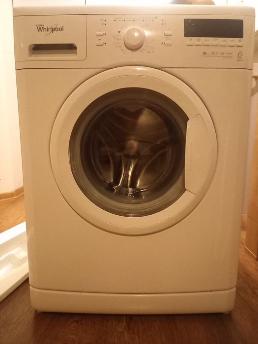 Пералня Whirlpool AWO/C 63210 6th sense