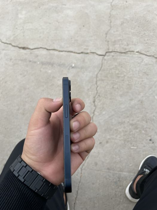 Iphone 13  ideal