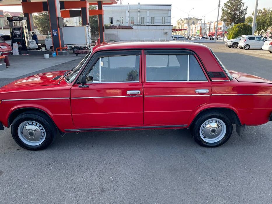 Jiguli sotiladi yili1986 gazi bor 1900 ga bervoraman