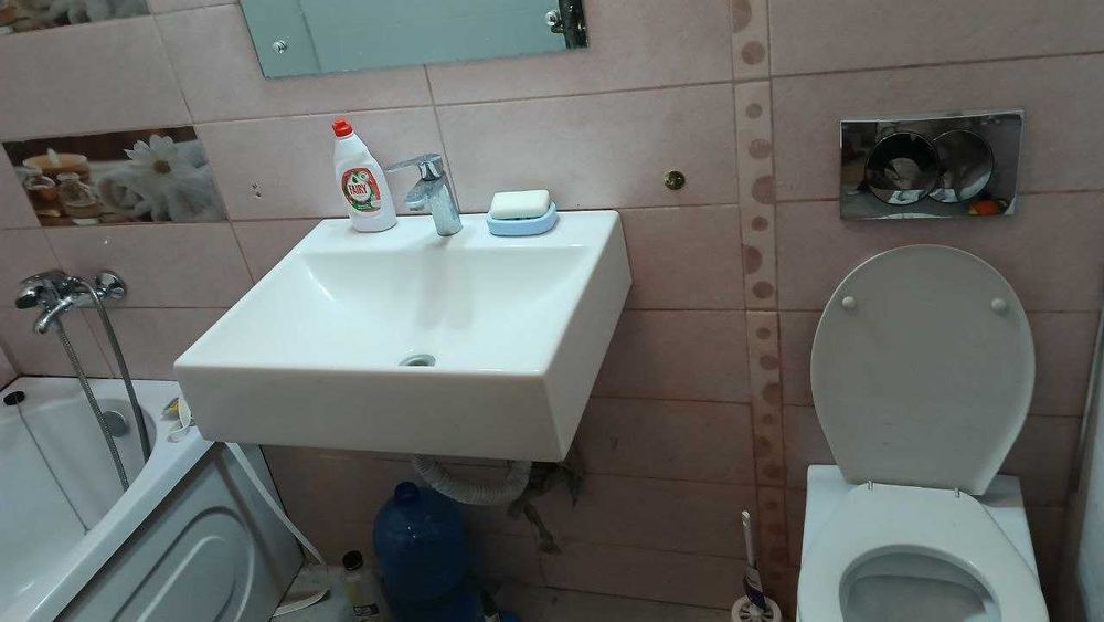 Inchiriez apartament 2 camere decomandate în Militari zona veteranilor romancierilor