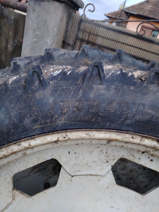 Vind tractor Ford  7910