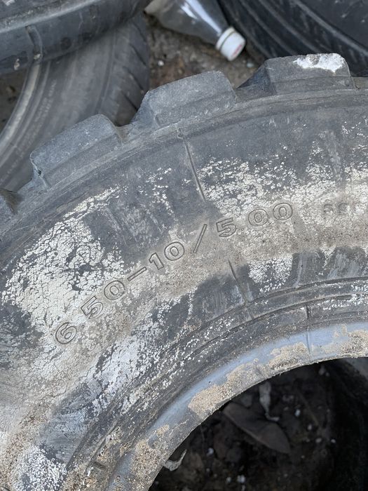 Продам шины на кару.