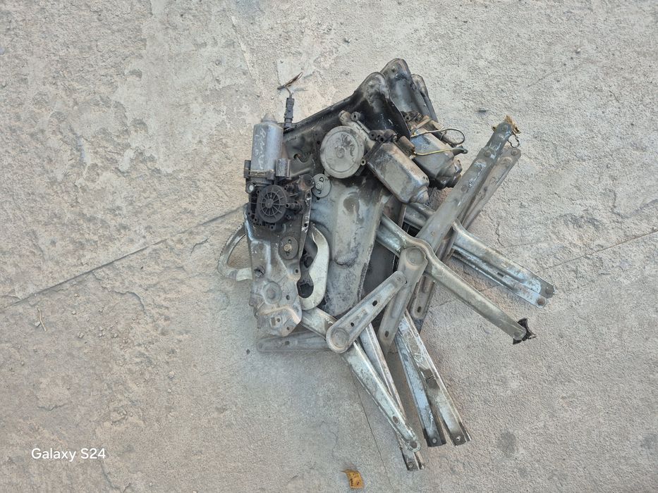 Стеклоподьемники BMW E32