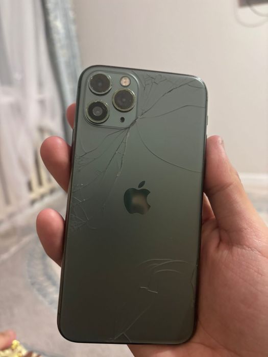 Айфон 11 про  продается