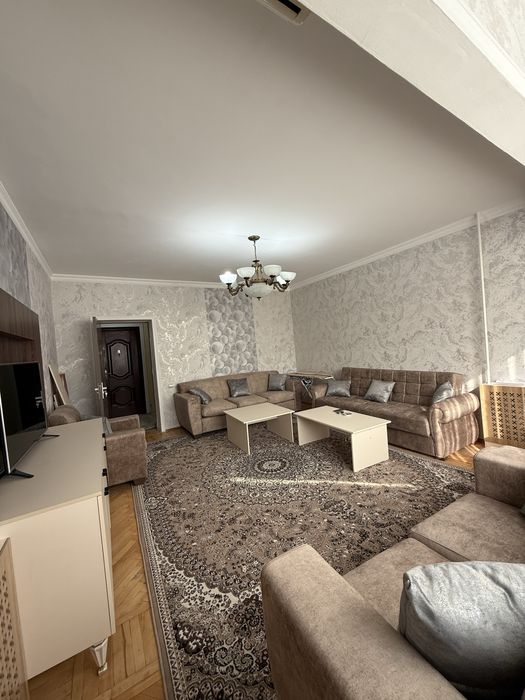 Сдаётся квартира  Дархан  Новомосковская центр города  2/3/9