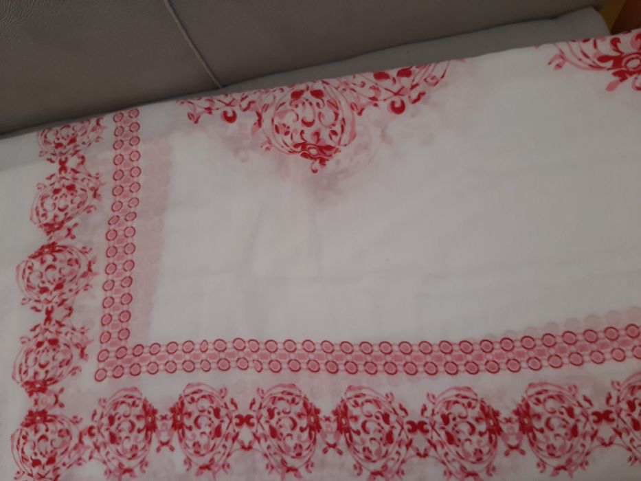 Нов красив дамски шал