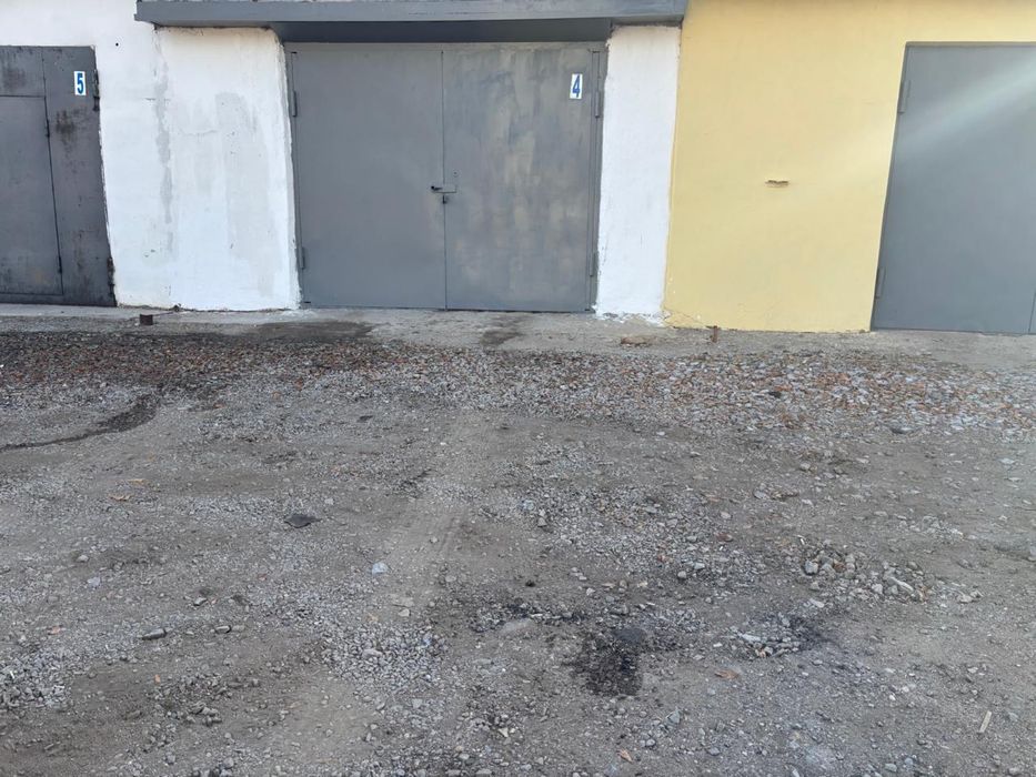 Продам гараж возле Есенберлина, 27