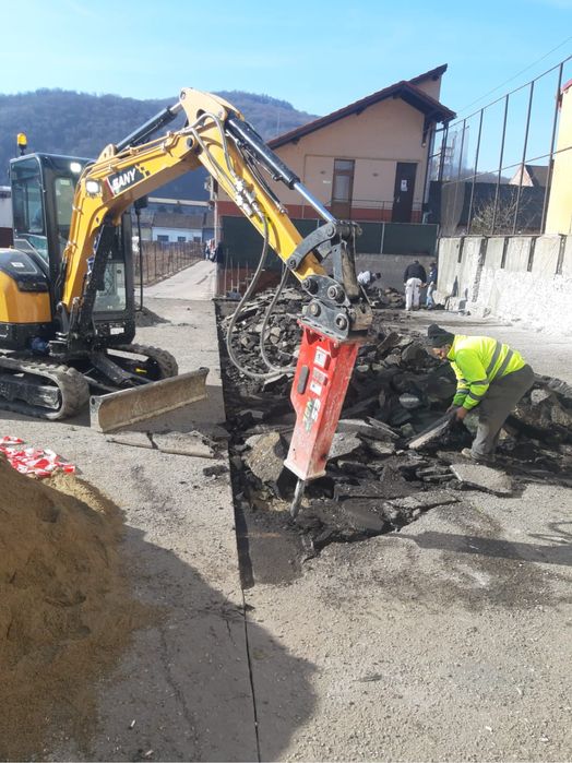 Bobcat mini excavator camioneta de la 3.5t la 7.5 tone !
