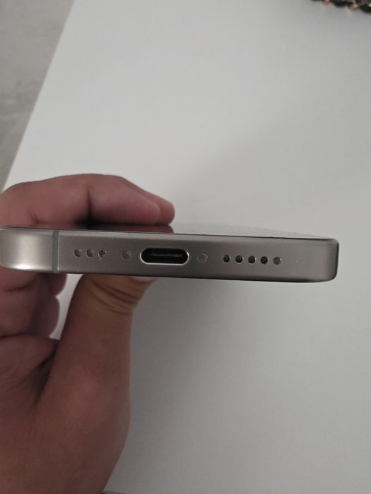 IPhone 15 pro 256
