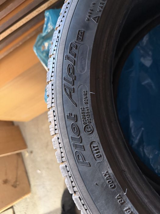 255/40 R18 -4бр. Michelin Pilot Alpin