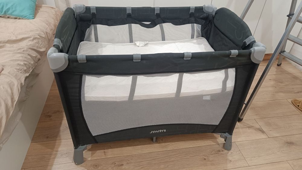 Кроватка детская