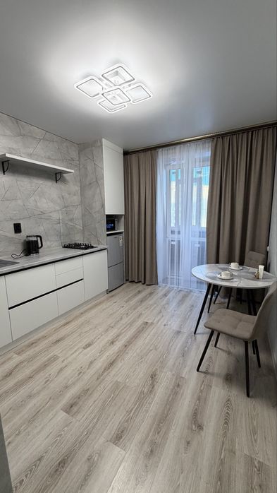 Сдам посуточно квартиру район Береке