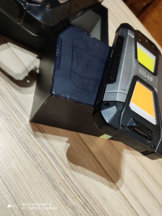 Tank 2 Unihertz проектор продава/бартер