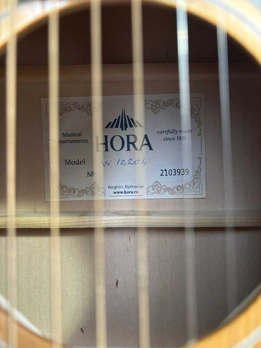 Chitară acustică „Hora” model W12204