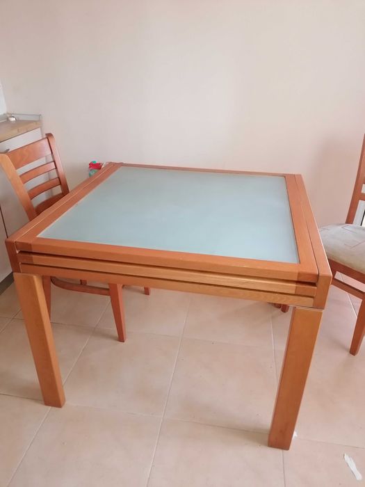 Кухненска - трапеза маса