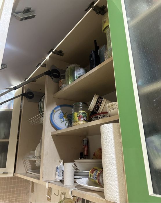 Кухонный гарнитур глянцевый