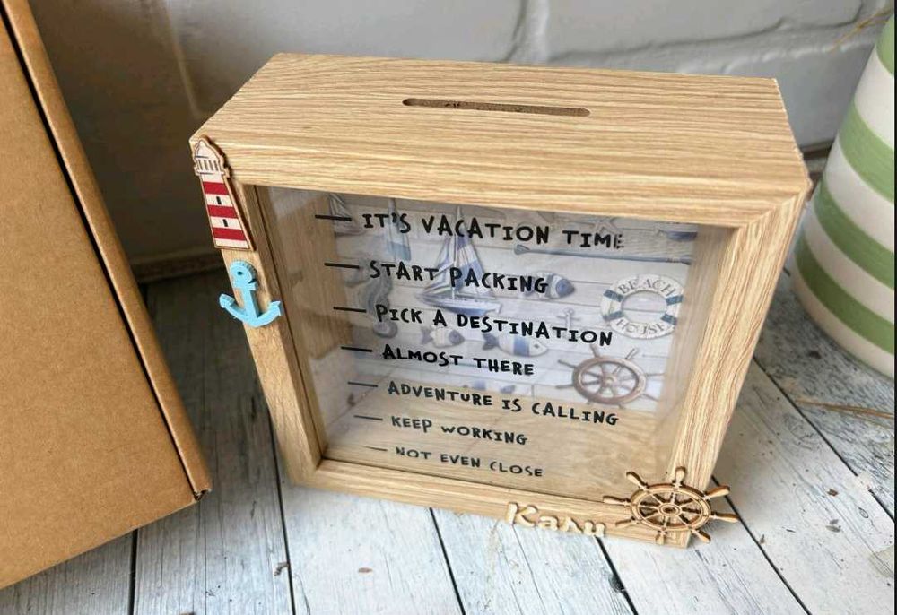 Касичка с мотиви пътешествие