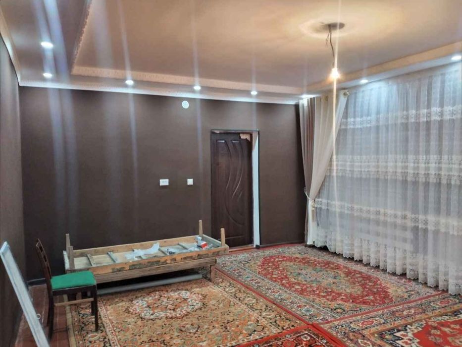 Жай сатылады.
6 сотоклы 
4 ханалы ремонтланган газ,ток,суу,уай фай,кам