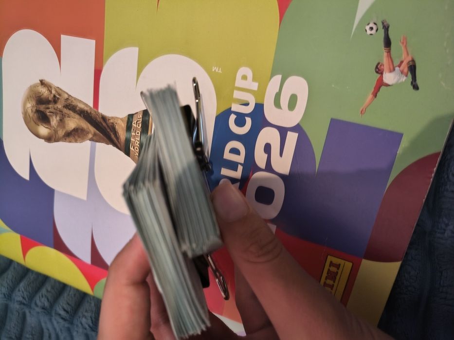 Stickere panini world cup și carduri 365 sau fifa adrenalin x  sau match attax ediție mai veche