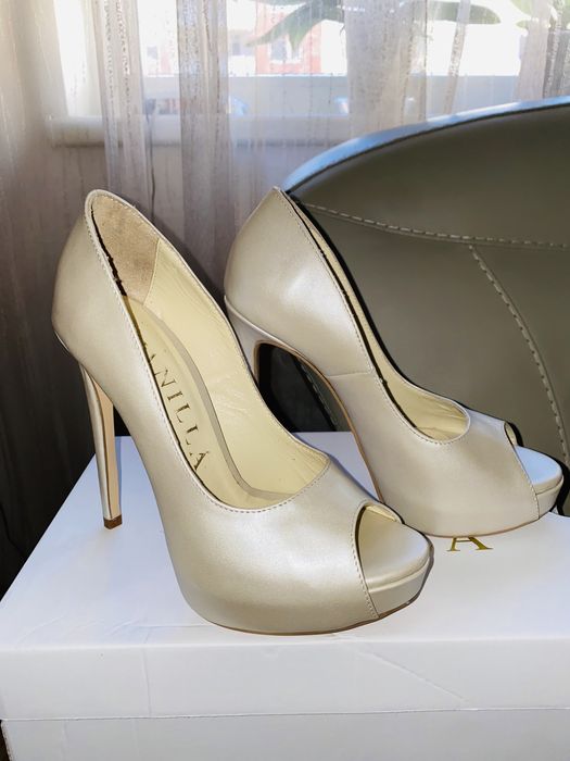 Pantofi cu toc 12 cm, ivoire, noi