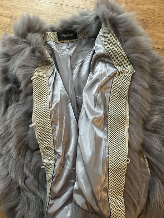 Blana vulpe cu insertii fine de paiete