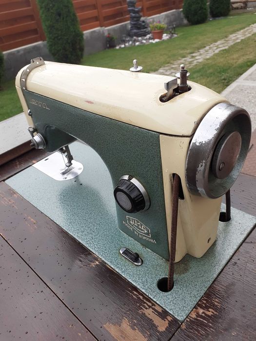 Masina de cusut Ileana