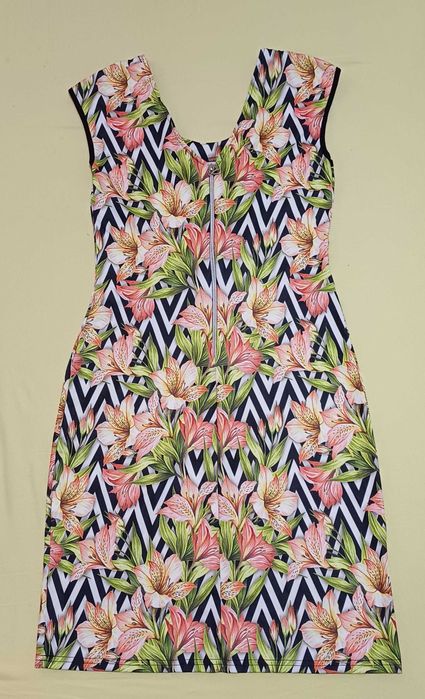 Нова цена. Дамска лятна рокля размер М/L.