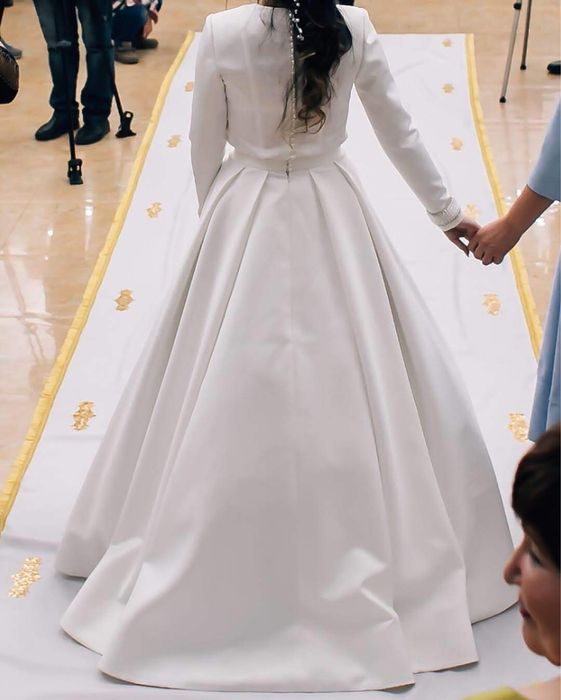 Продам свадебное платье