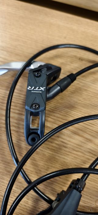 НОВИ Спирачки Shimano XTR-975 PM/IS