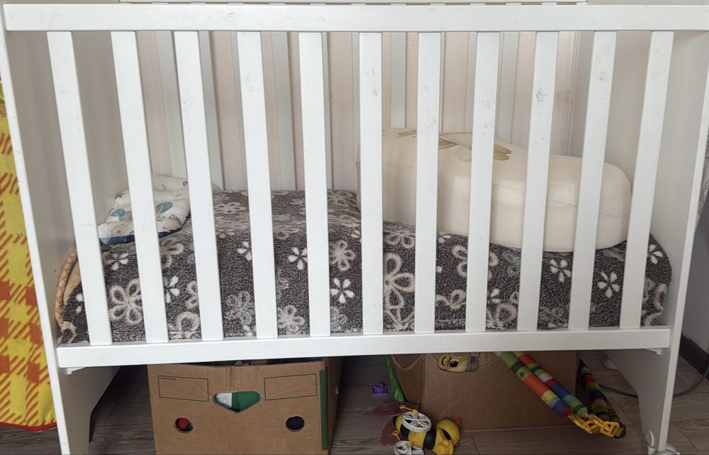 Манеж продам детская