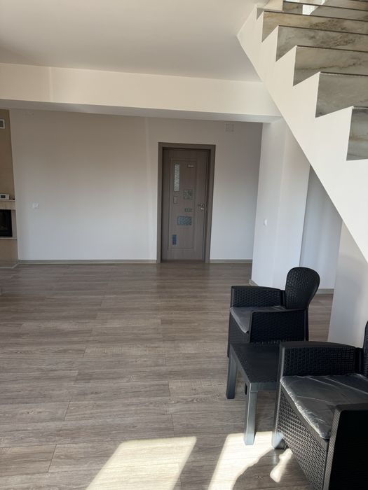 Vand/schimb casa in localitatea Tâmpa, jud. Hunedoara