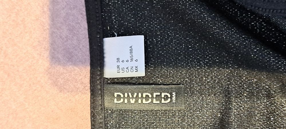 Vând salopeta de seara