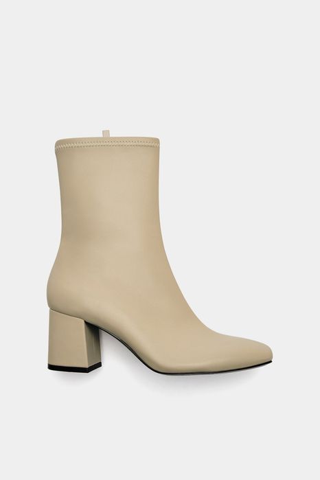 Ayollar Sapog’i | BREND PULL&BEAR. Ботинки на каблуке .