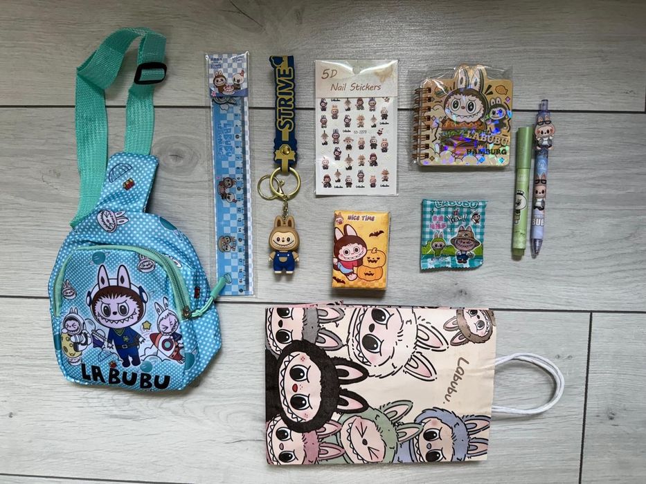 Рюкзак с канцелярскими товарами, с рисунком Лабубу