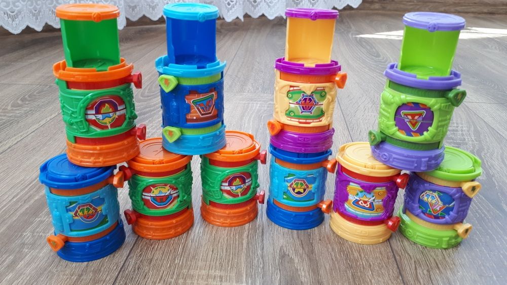 Superzings, Superthings, aerovagoane, ascunzatoare s