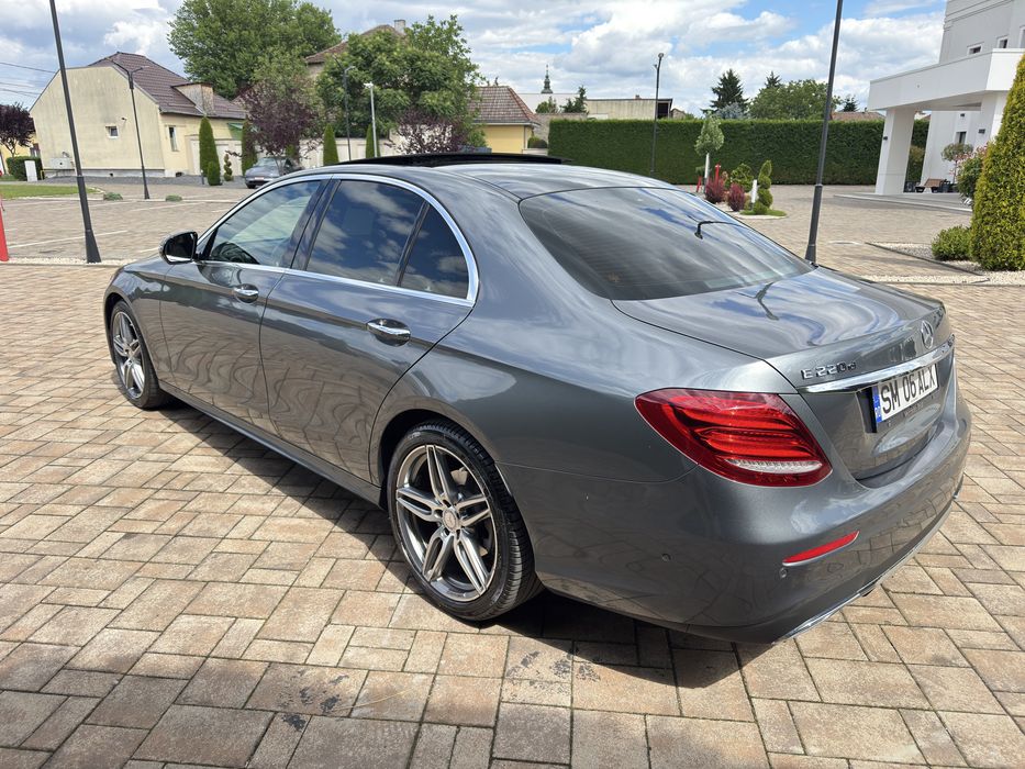 Mercedes e22d.
