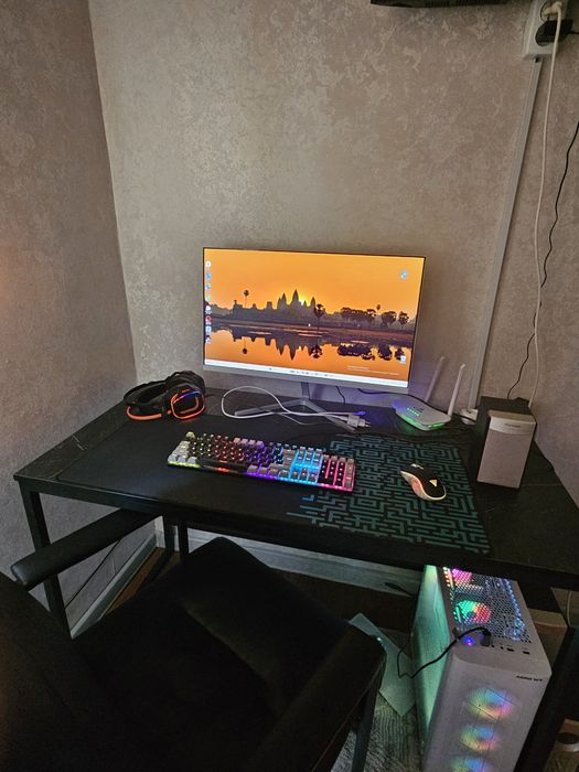 Компютер сотилади почти ишлатилмаган