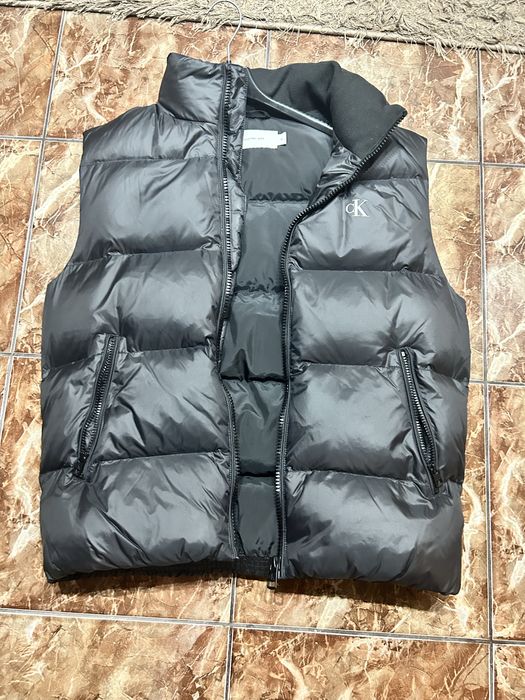 Vand vesta Calvin Klein