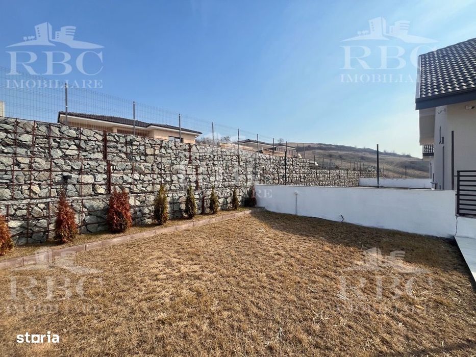 Casa individuala ultrafinisata cu teren 500 si parcare