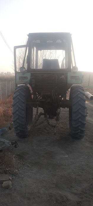 TTZ 80.11 traktor sotiladi 2005yil