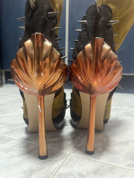 Боти с Ток Джофра