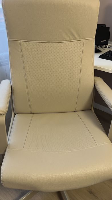 Въртящ се стол Millberget Ikea, неизползван