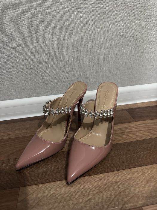 Продам новые пудровые туфли