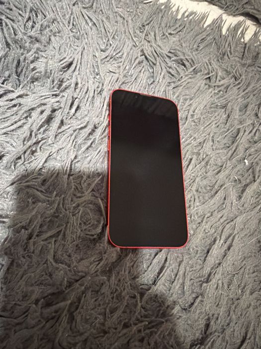 Iphone 14 Red primul proprietar