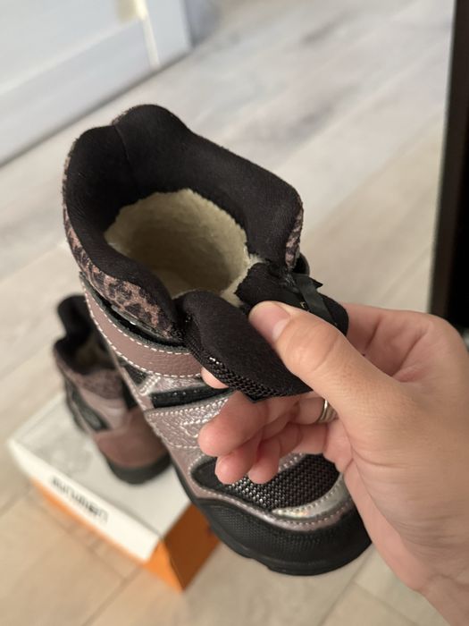 Зимняя детская обувь