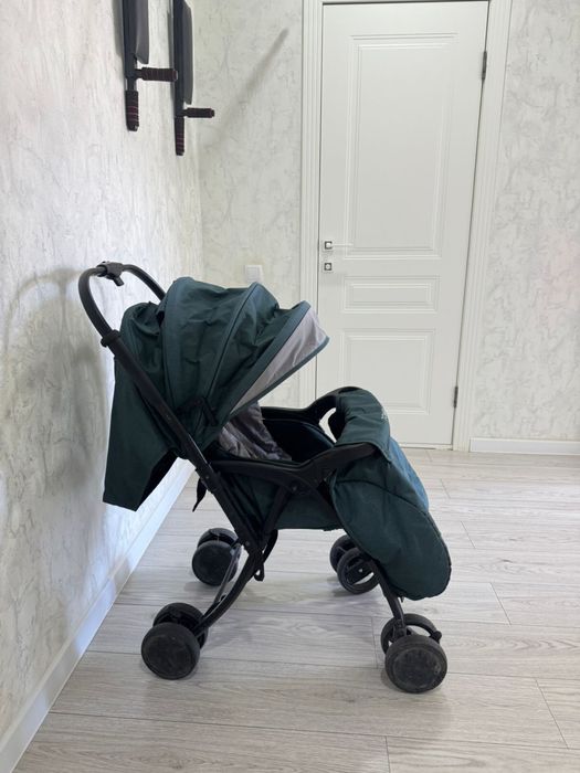 Продам коляску летнюю