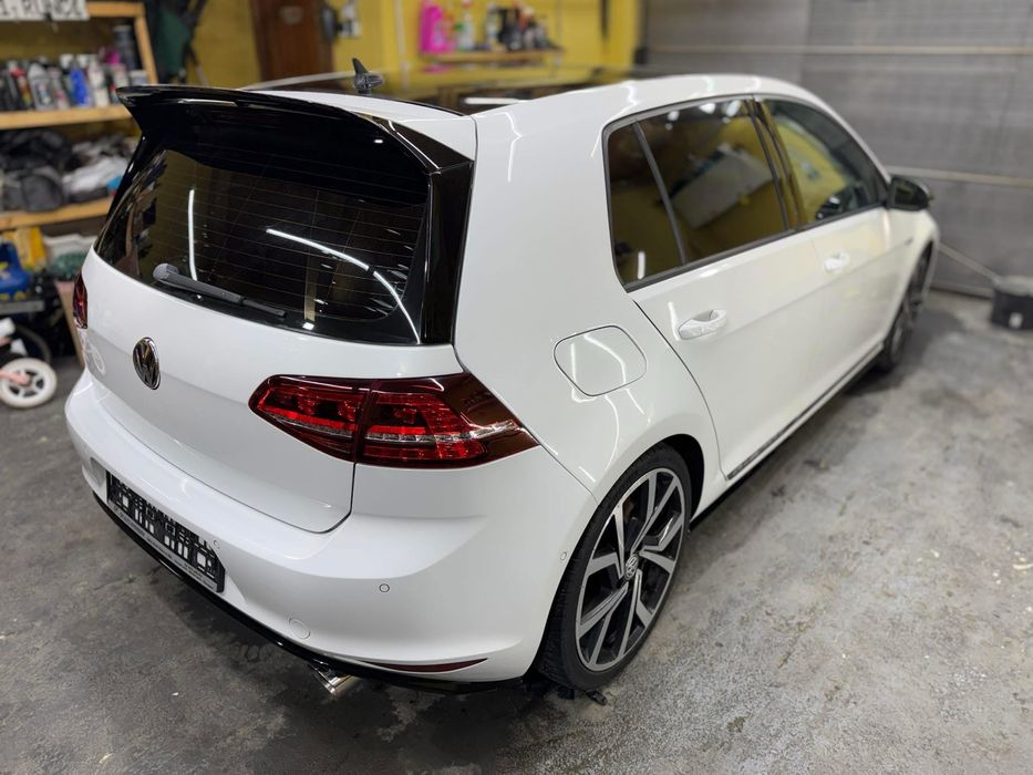 Polish & Detailing  Auto RunGarage Oradea