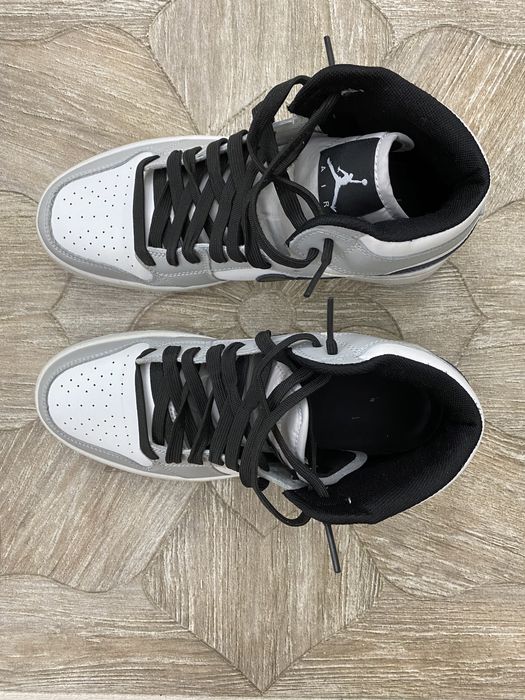 Кросы jordan белые